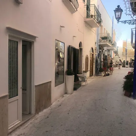 Immobilevante - Luisa Apartment Ponza